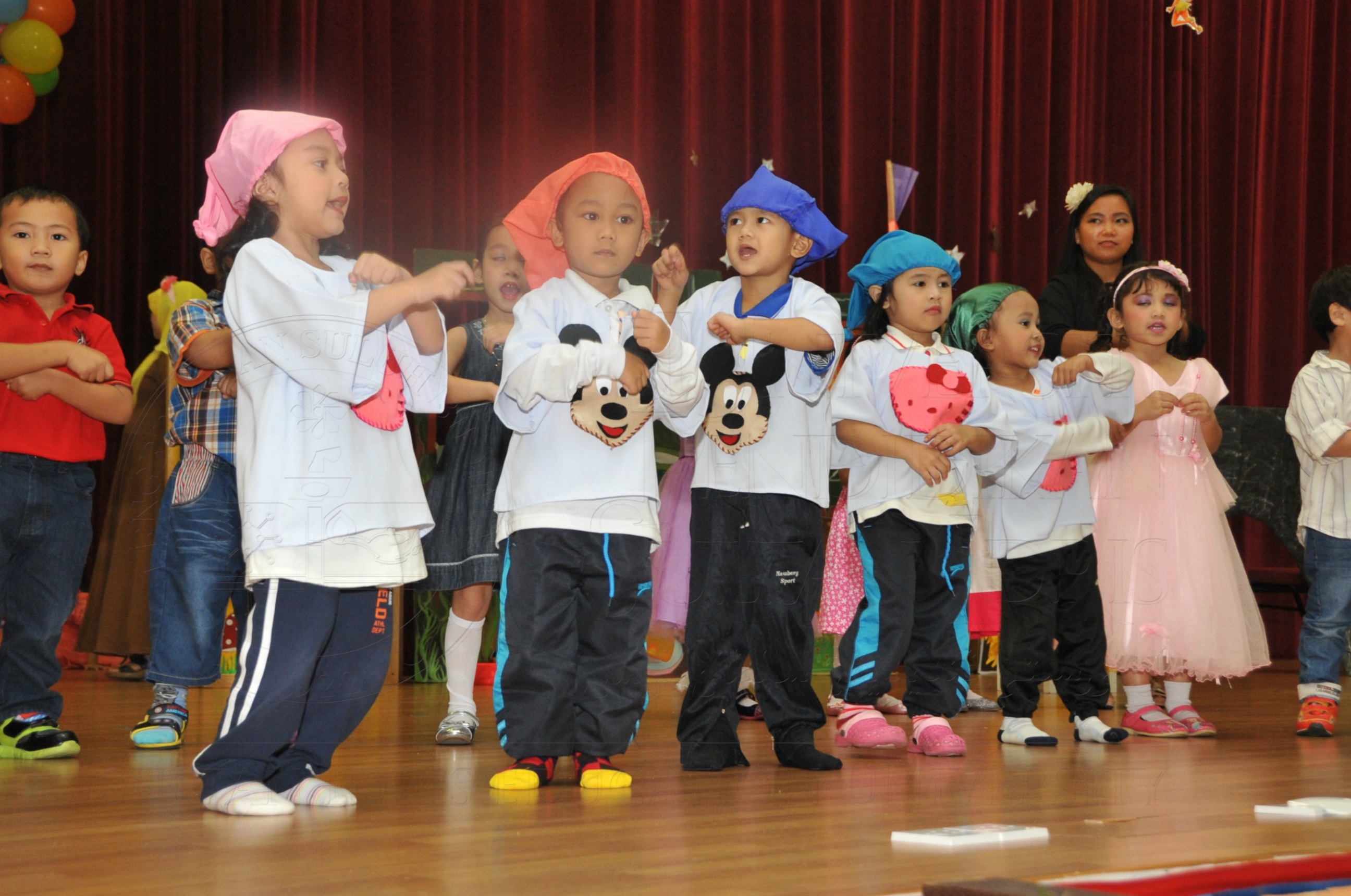 PRO15 163 KONVO HAS 0678